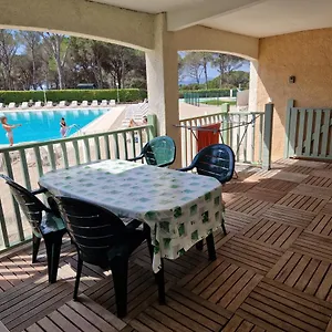 Grand T3 - Terrasse Les Pieds Dans L'eau - Climatisation Saint-Raphaël